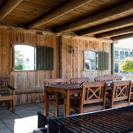 4 Person Holiday Home On A Holiday Park In Glesborg エクステリア 写真