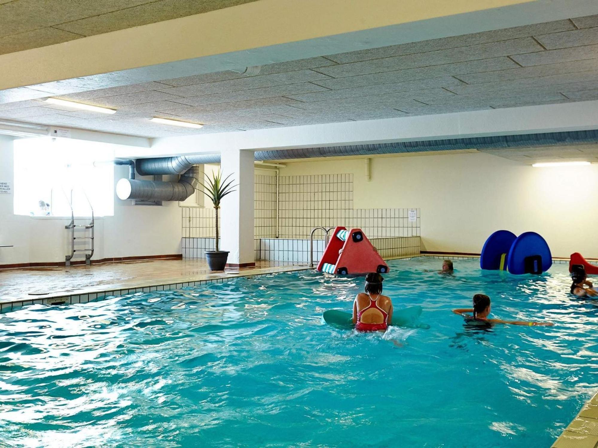 4 Person Holiday Home On A Holiday Park In Glesborg エクステリア 写真