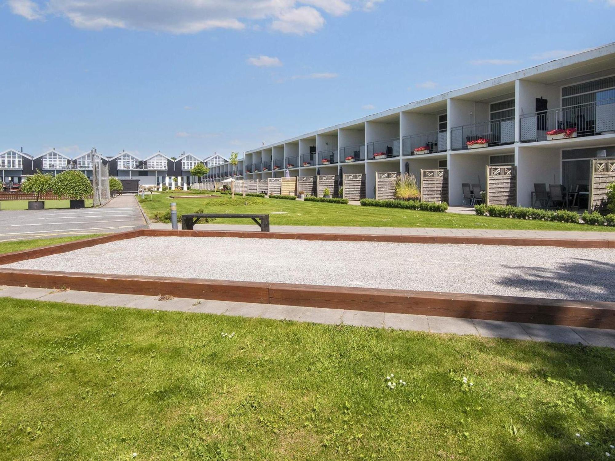4 Person Holiday Home On A Holiday Park In Glesborg エクステリア 写真