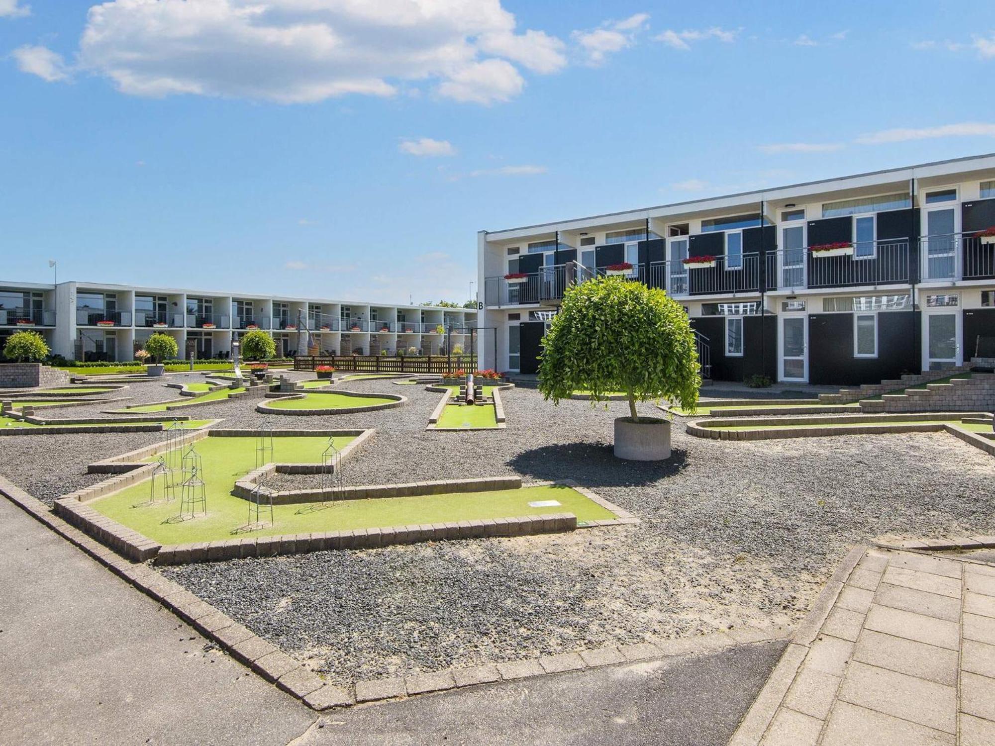 4 Person Holiday Home On A Holiday Park In Glesborg エクステリア 写真