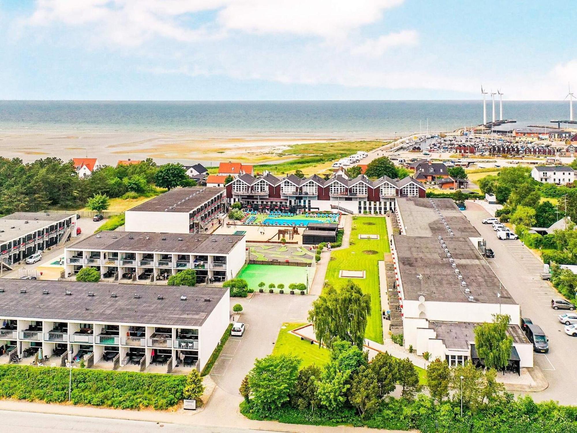 4 Person Holiday Home On A Holiday Park In Glesborg エクステリア 写真